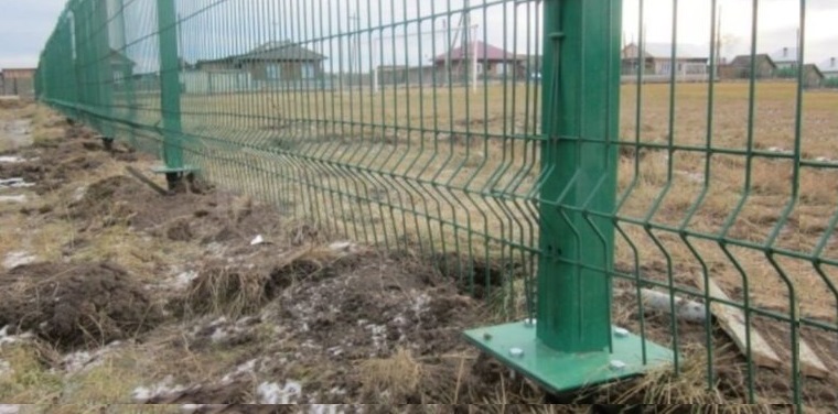 Купить сваи для ограждения от производителя в Пушкине от 1387 руб: низкая цена, быстрая установка
